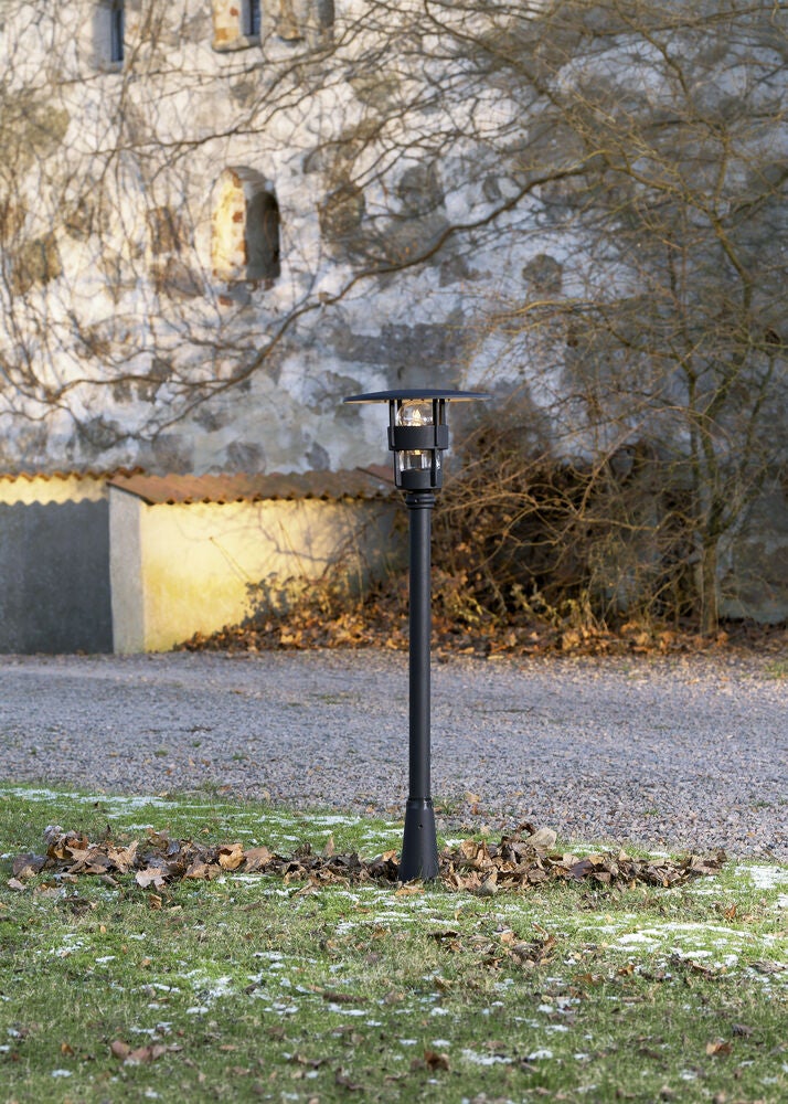 Freja Matt Black Post Light