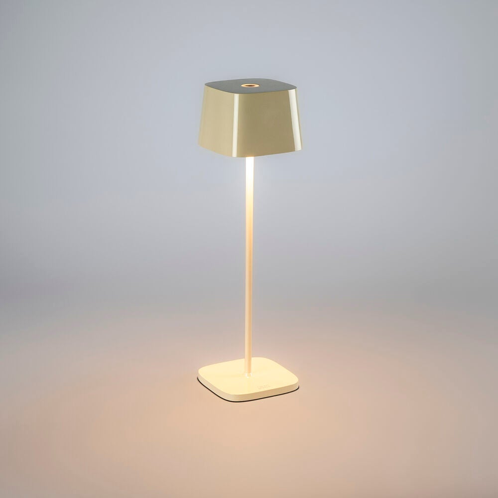 Capri bordslampa gräddvit USB