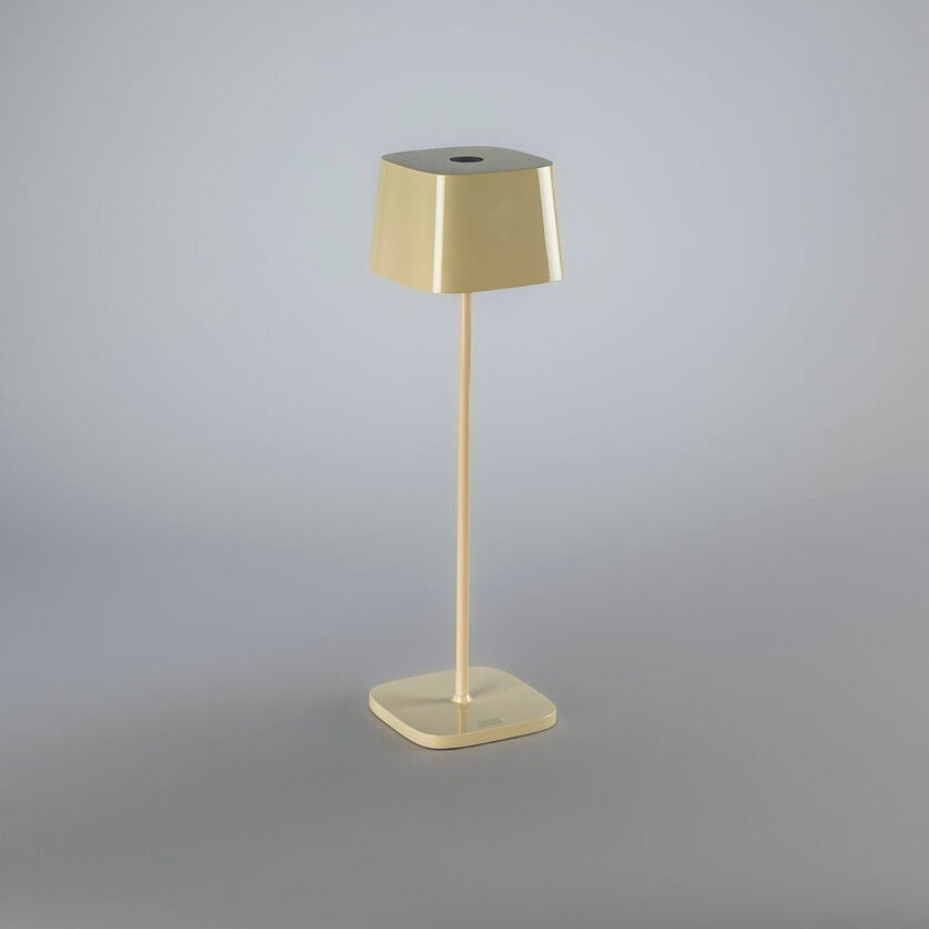 Capri bordslampa gräddvit USB