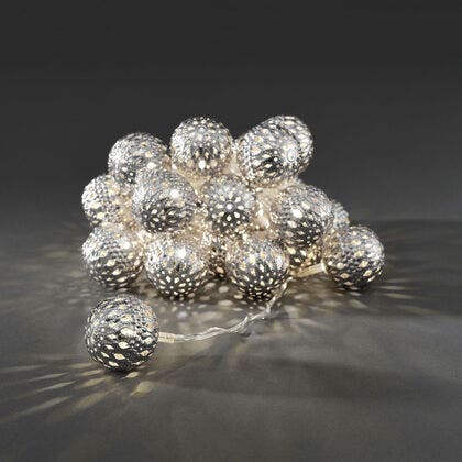 Slinga 24 metallbollar LED