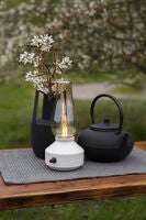 Akku-Tischlampe