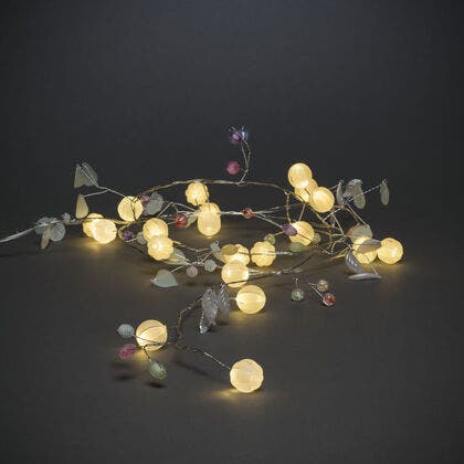 Slinga 20 gröna löv/bär 20 LED