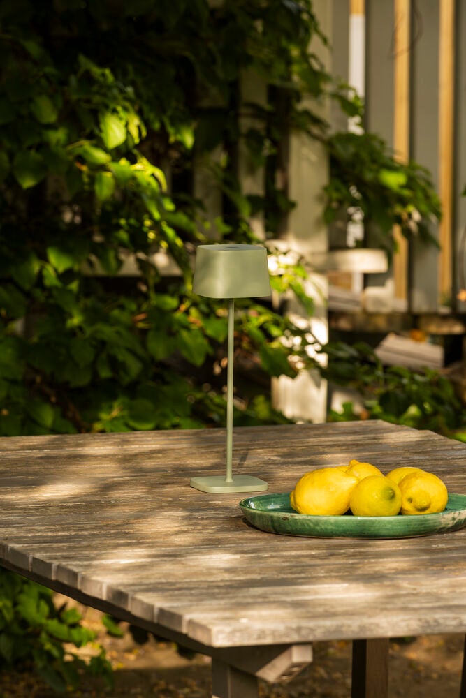 Capri table lamp USB teracotta