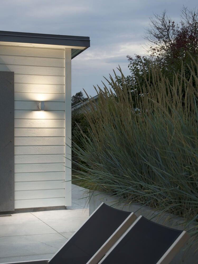 Modena väggl. upp/ned sv LED