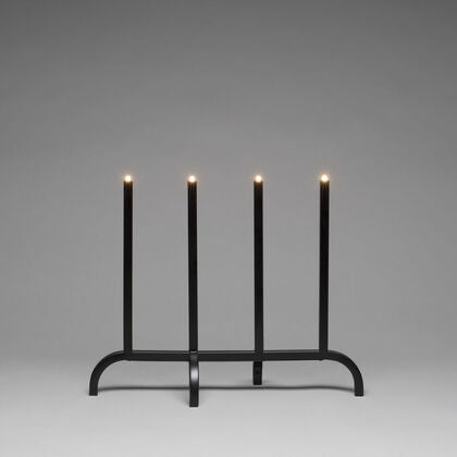 Elljusstake 4 ljus met. svart