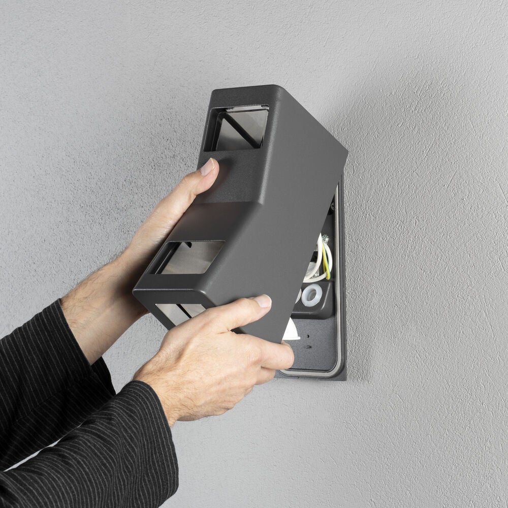 Potenza vägglykta GU10