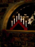 Elljusstake 7 lj trä röd