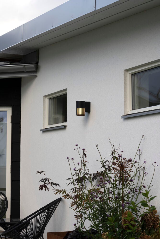 Pistoia vägglykta E27 Rost