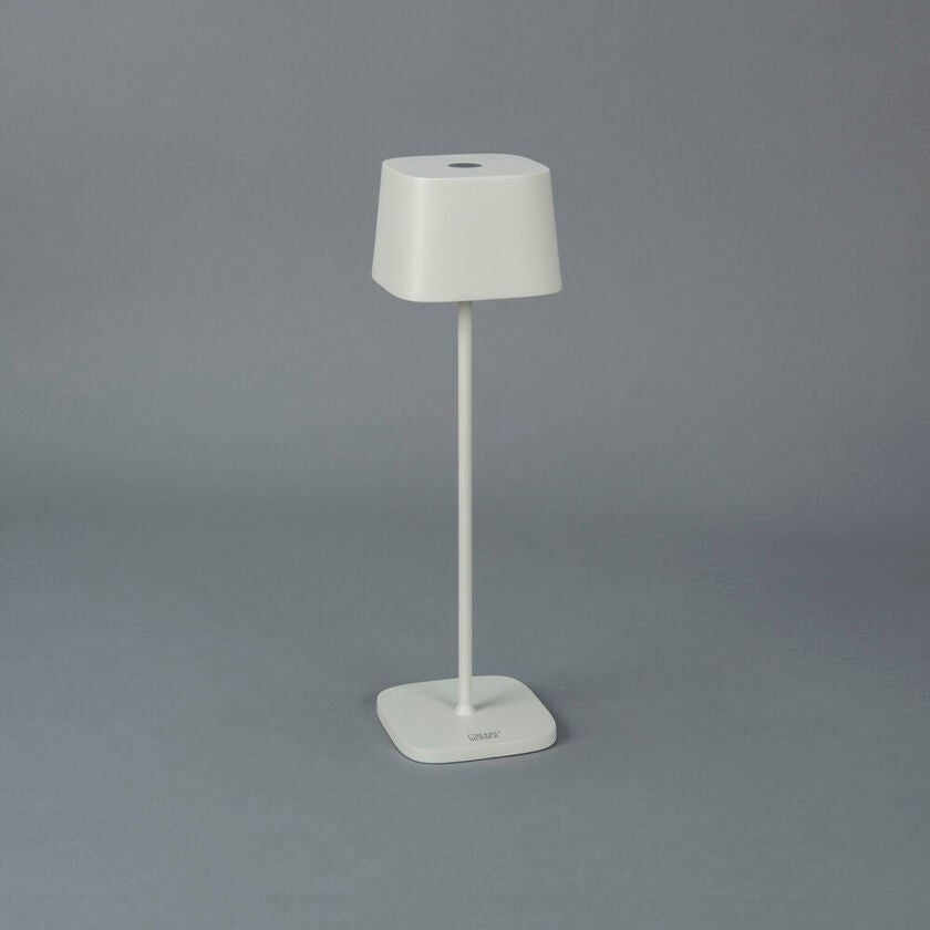 Capri table lamp usb white