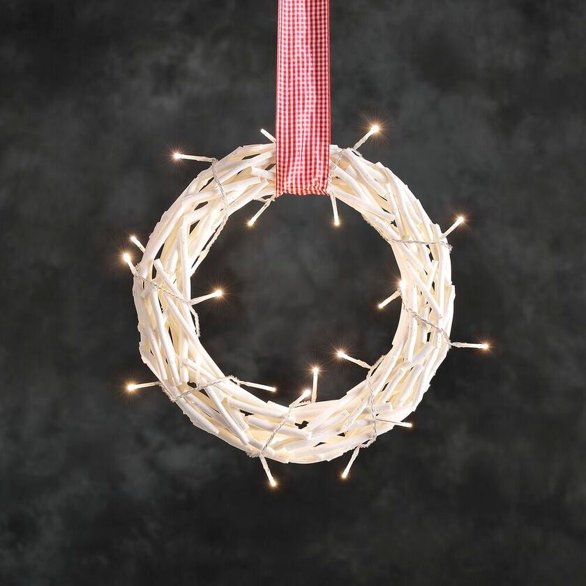 LED Holzsilhouette Kranz weiss